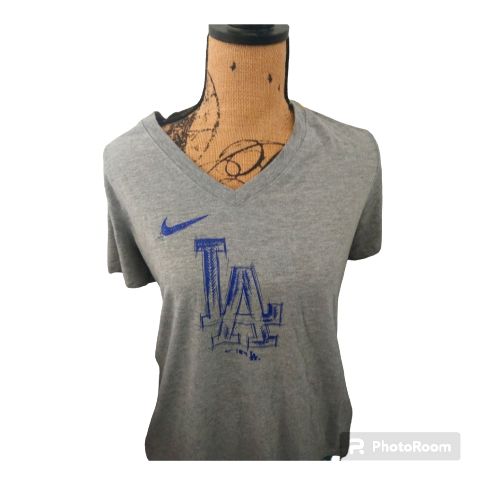 Nike LA Dodgers Official T-shirt Vneck Size L Short Sleeve Men Women